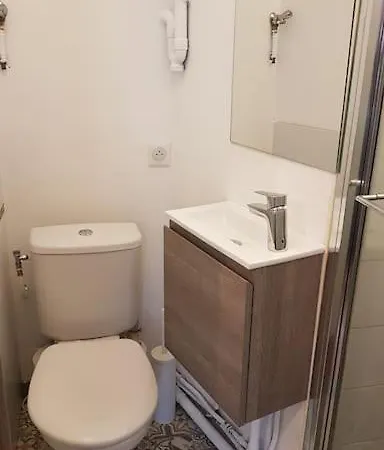 La Chambre De Leonie *